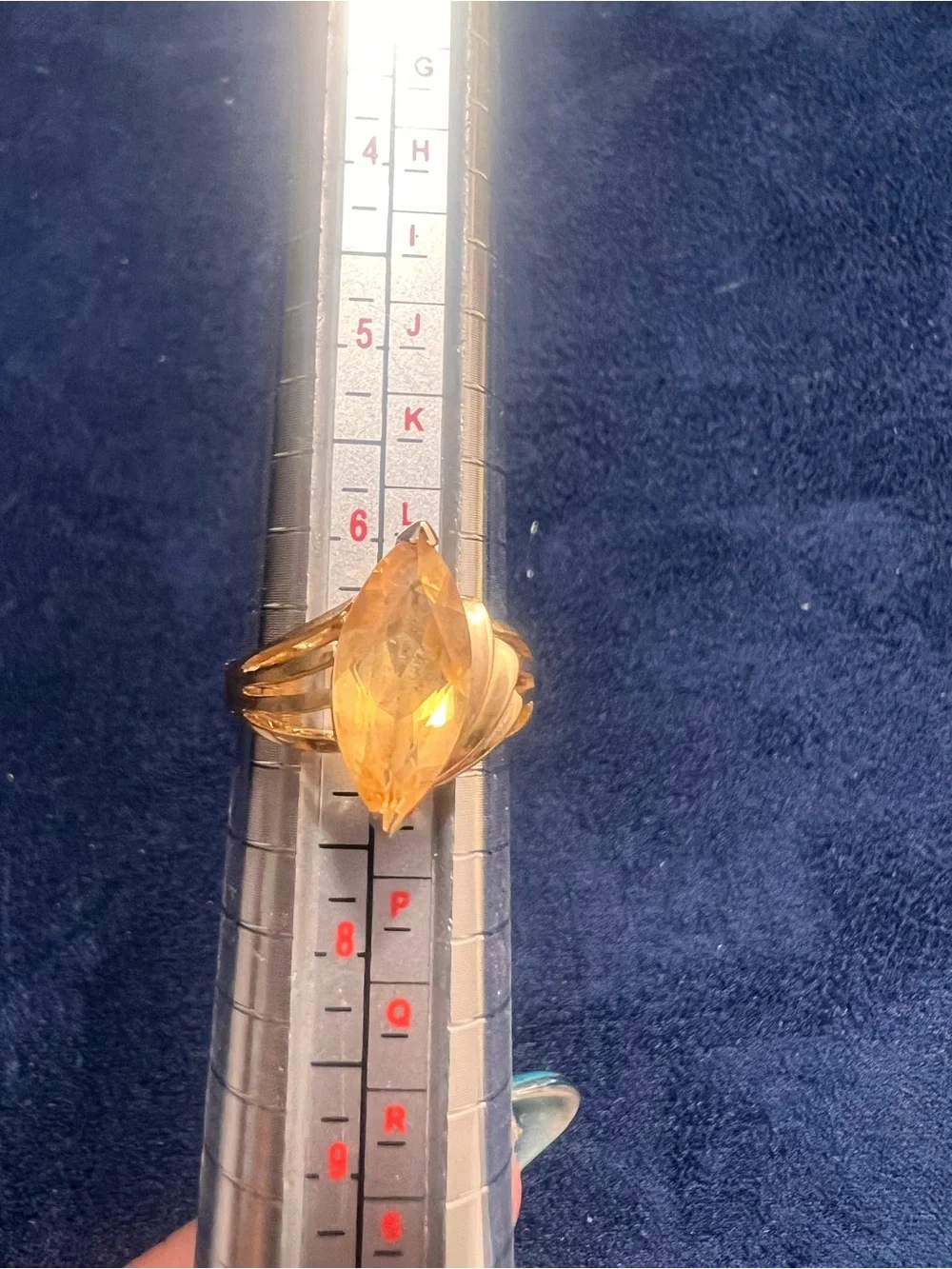 10kt Gold Citrine Marquise vintage ring- size 7